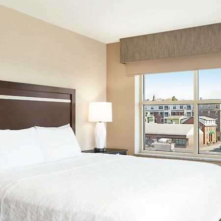 Hampton Inn Portland Downtown Waterfront Екстериор снимка