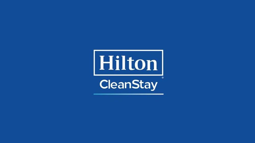 Hampton Inn Portland Downtown Waterfront Екстериор снимка
