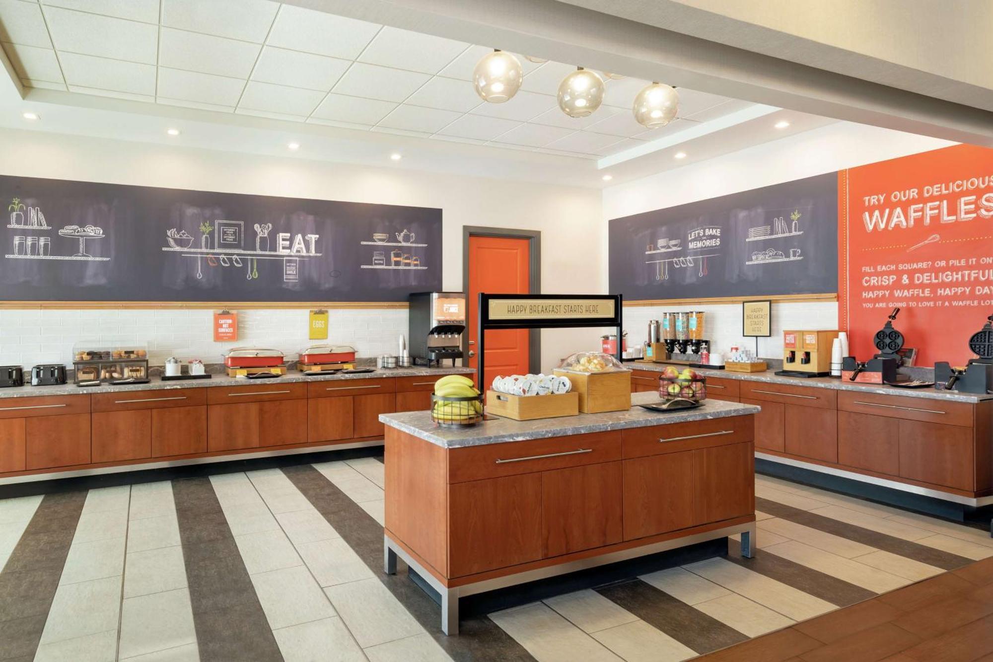 Hampton Inn Portland Downtown Waterfront Екстериор снимка