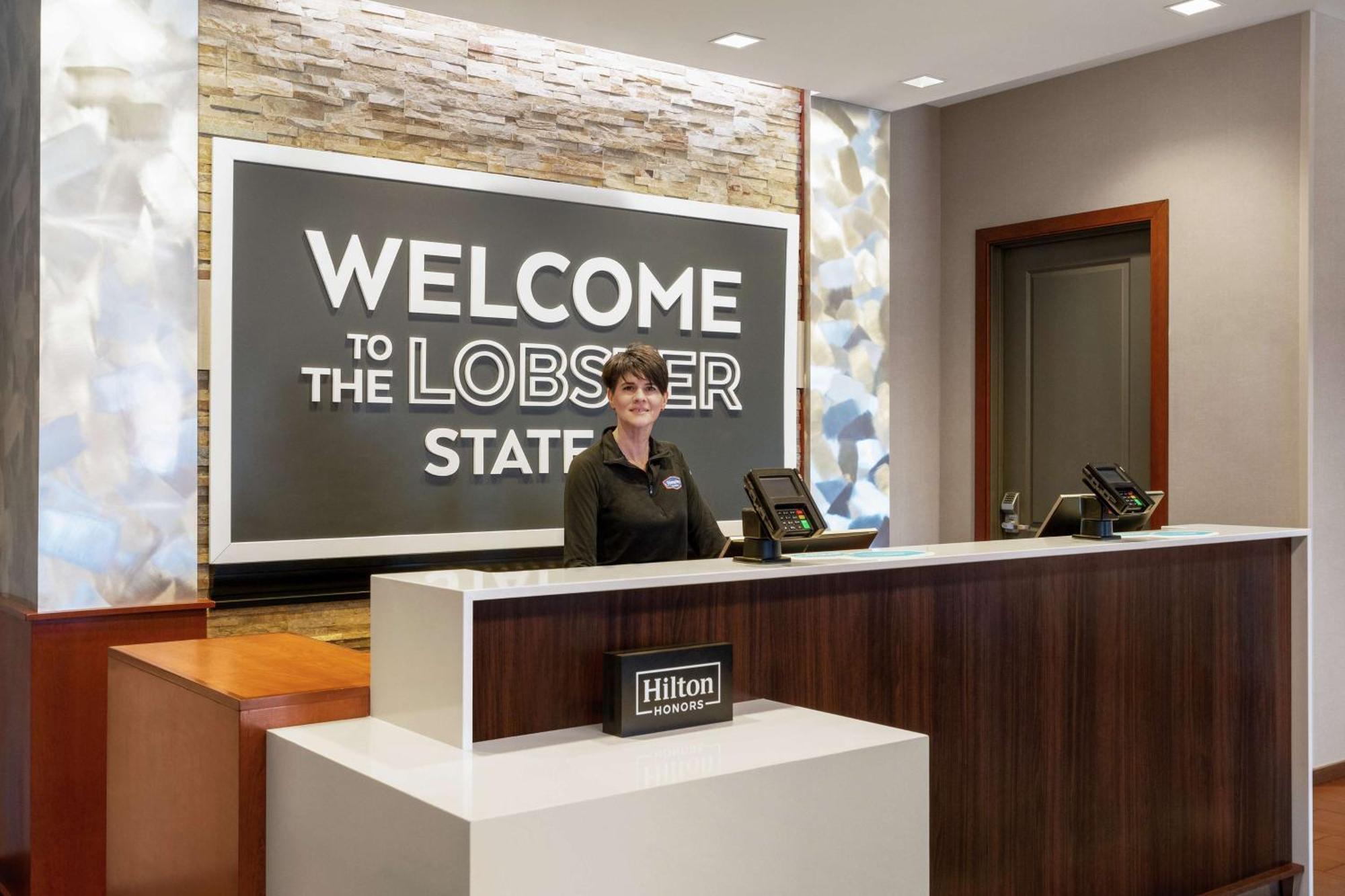 Hampton Inn Portland Downtown Waterfront Екстериор снимка